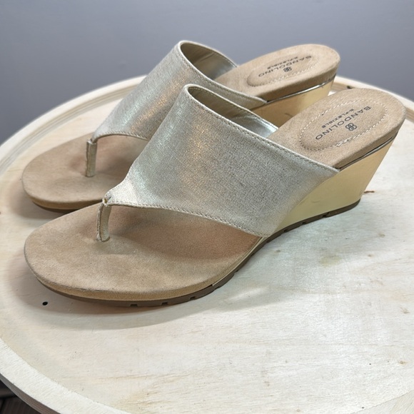 Bandolino Check Thong Wedge Sandals Size 8 - Picture 3 of 9